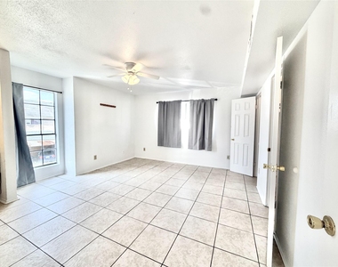8323 Wilcrest Drive - Photo Thumbnail 6