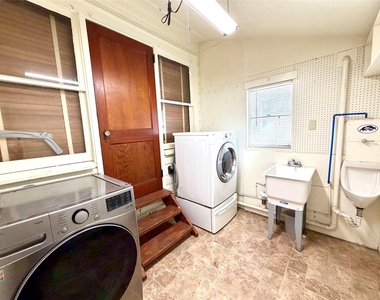 1104 Marie Street - Photo Thumbnail 19