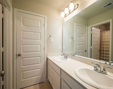 11627 Brookside Arbor Lane - Photo Thumbnail 20