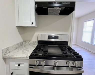 615 Eubanks Street - Photo Thumbnail 4