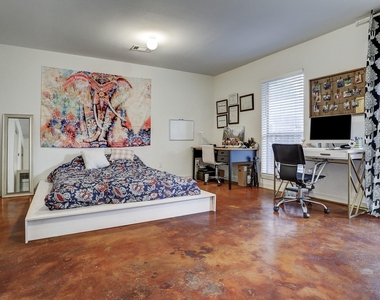 359 Sydnor Street - Photo Thumbnail 1