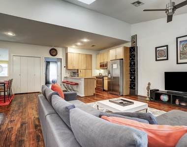 359 Sydnor Street - Photo Thumbnail 3
