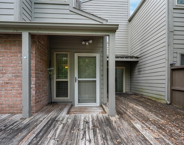 11709 Lakeside Place Drive - Photo Thumbnail 32