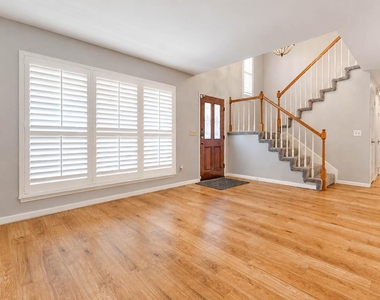17015 Fordingbridge Drive - Photo Thumbnail 2