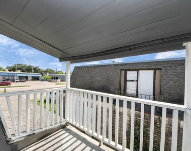 12068 Beechnut Street - Photo Thumbnail 37