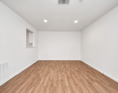 12068 Beechnut Street - Photo Thumbnail 12