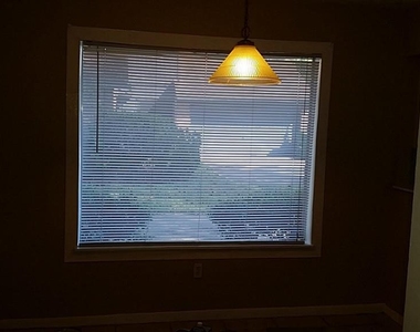 15118 Steeplechase Road - Photo Thumbnail 10