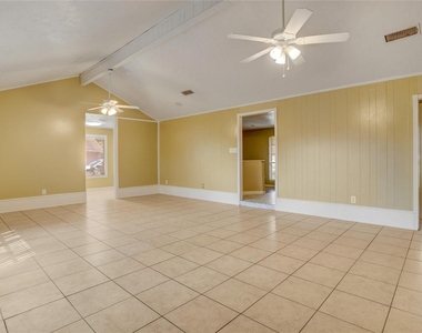15118 Steeplechase Road - Photo Thumbnail 12