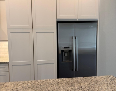 10915 Brookeshire Chase Lane - Photo Thumbnail 11