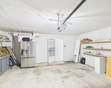 7611 Hopewell Lane - Photo Thumbnail 27