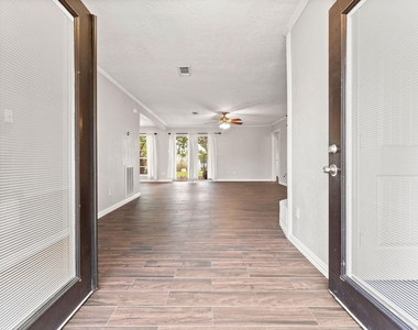 12730 Lake Conroe Hills Drive - Photo Thumbnail 2