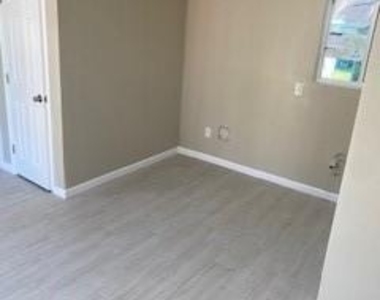 2626 Tidewater Drive - Photo Thumbnail 24