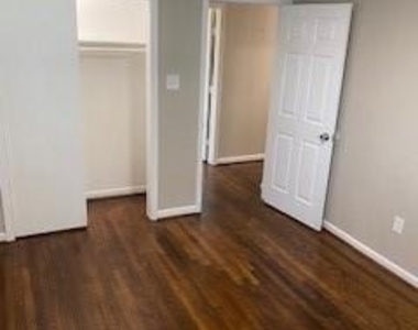 2626 Tidewater Drive - Photo Thumbnail 14