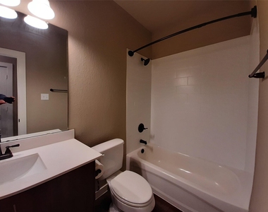 9741 Grosbeak Lane - Photo Thumbnail 16