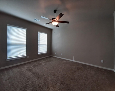 9741 Grosbeak Lane - Photo Thumbnail 24