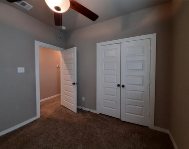 9741 Grosbeak Lane - Photo Thumbnail 21