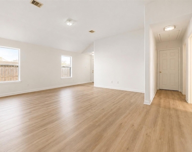 17218 Blushing Pear Court - Photo Thumbnail 7