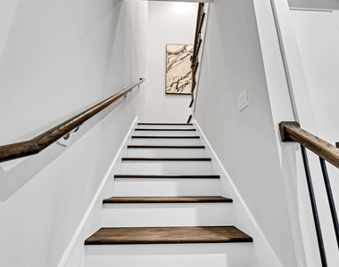 5721 White Magnolia Street - Photo Thumbnail 13