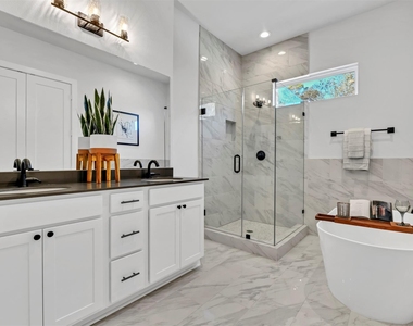 5721 White Magnolia Street - Photo Thumbnail 17
