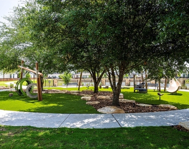 15030 Sparrows Nest Lane - Photo Thumbnail 31