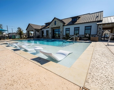 15030 Sparrows Nest Lane - Photo Thumbnail 19