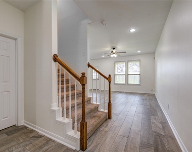 17021 Wilthorne Gardens Court - Photo Thumbnail 4