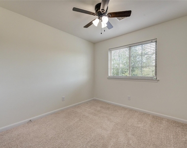 17021 Wilthorne Gardens Court - Photo Thumbnail 25