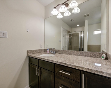 17021 Wilthorne Gardens Court - Photo Thumbnail 22