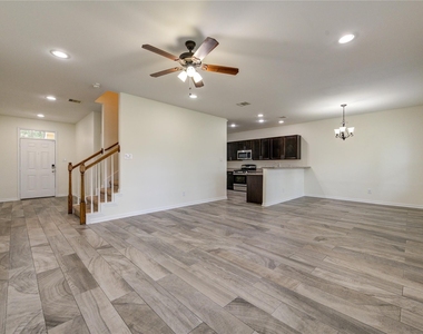 17021 Wilthorne Gardens Court - Photo Thumbnail 7