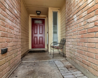 4307 Eagle Fork Drive - Photo Thumbnail 9
