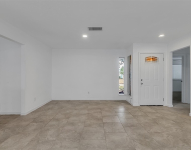 4307 Eagle Fork Drive - Photo Thumbnail 16