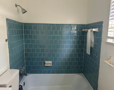 5522 Thrush Drive - Photo Thumbnail 5