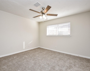 8134 Ivan Reid Drive - Photo Thumbnail 25