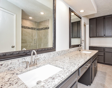 8134 Ivan Reid Drive - Photo Thumbnail 23