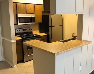4647 Wild Indigo Street - Photo Thumbnail 6