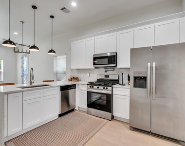 7980 Angus Street - Photo Thumbnail 7