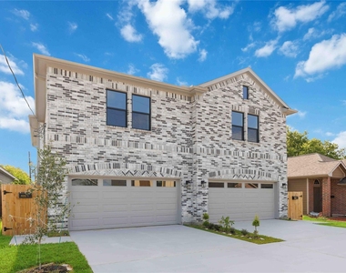 8215 Gladstone Street - Photo Thumbnail 1