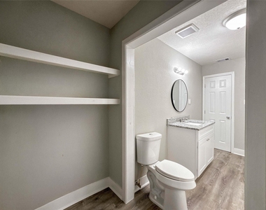 121 Lake Road - Photo Thumbnail 33