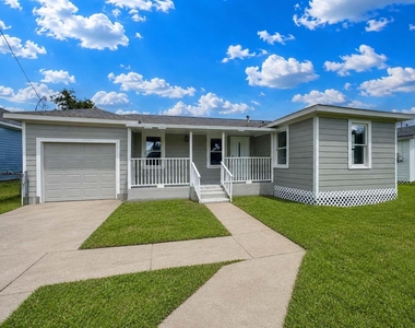 121 Lake Road - Photo Thumbnail 22