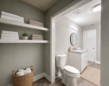 121 Lake Road - Photo Thumbnail 8
