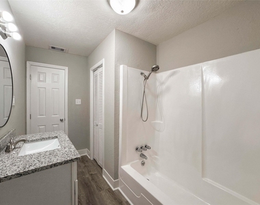 121 Lake Road - Photo Thumbnail 29