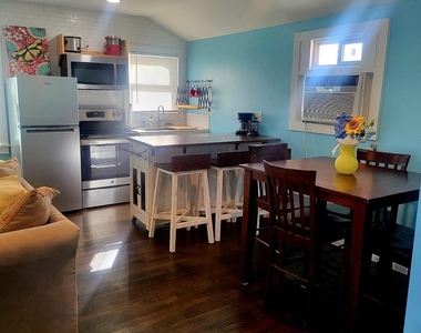 5710 Maco Street - Photo Thumbnail 4