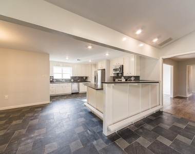 3627 Tartan Lane - Photo Thumbnail 13