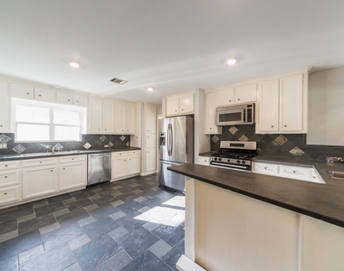 3627 Tartan Lane - Photo Thumbnail 14