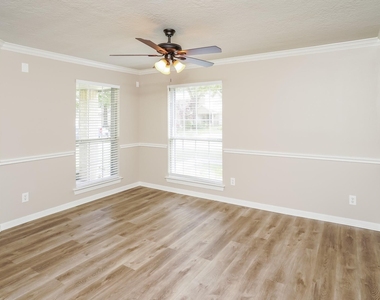 17311 Modbury Street - Photo Thumbnail 8