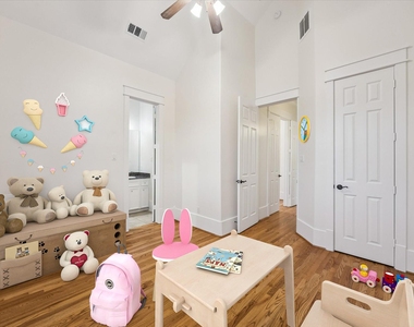 1332 W 21st Street - Photo Thumbnail 31