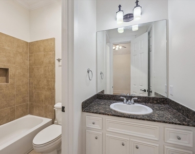 1332 W 21st Street - Photo Thumbnail 32