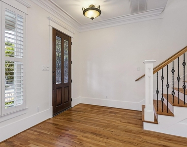 1332 W 21st Street - Photo Thumbnail 3