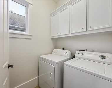1332 W 21st Street - Photo Thumbnail 33