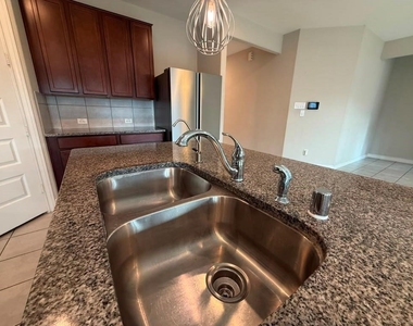 11010 Santiago River Lane - Photo Thumbnail 13